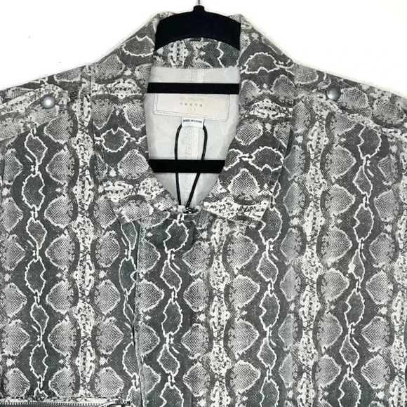 NEW Blank NYC Snake Print Cropped Jacket - Picture 2 of 7